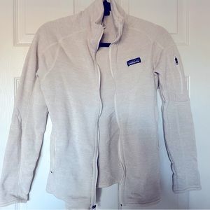 Patagonia Better Sweater in Oyster - M